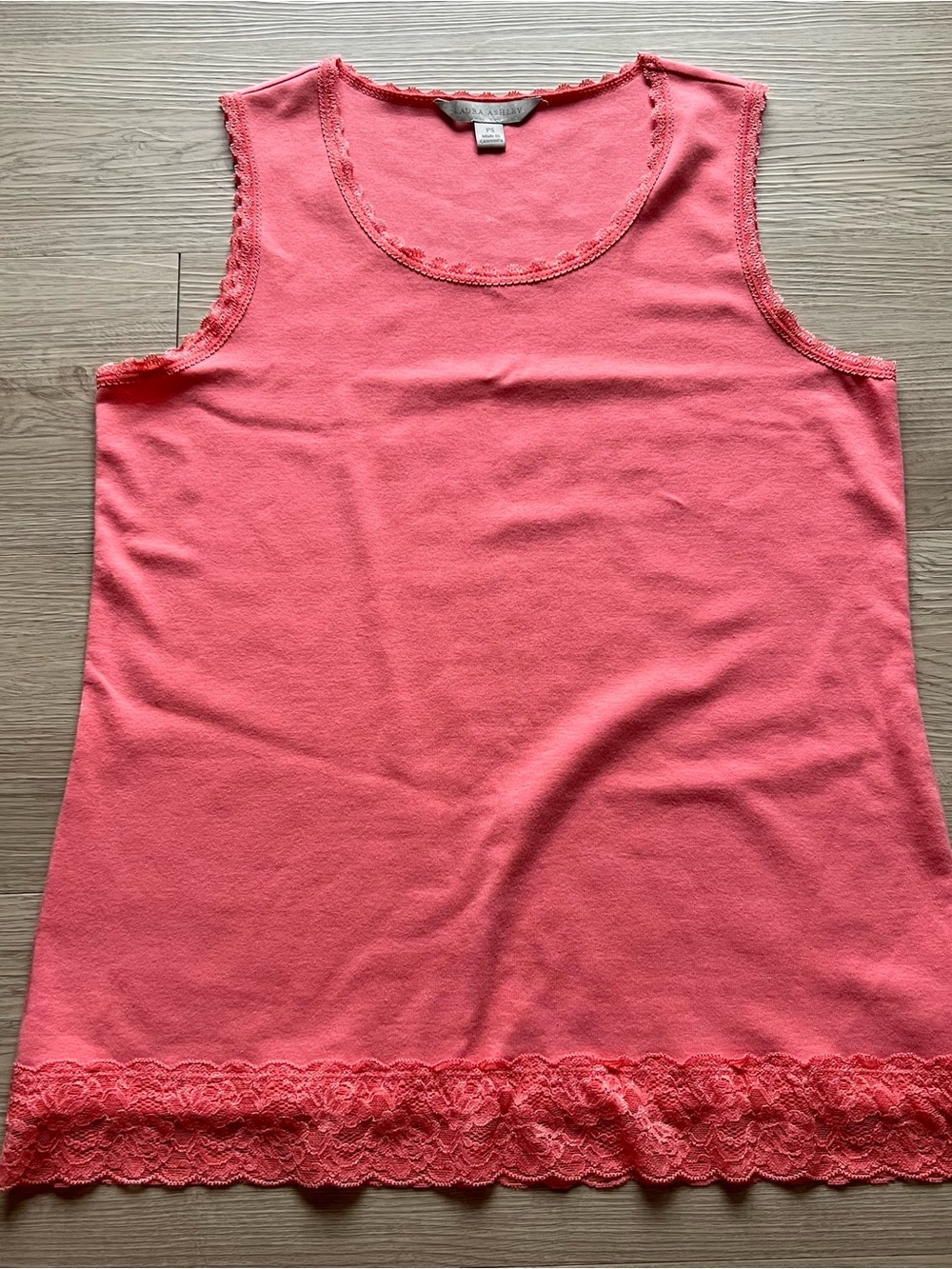 Expressly Feminine Coral Lace-Trim Tank Top